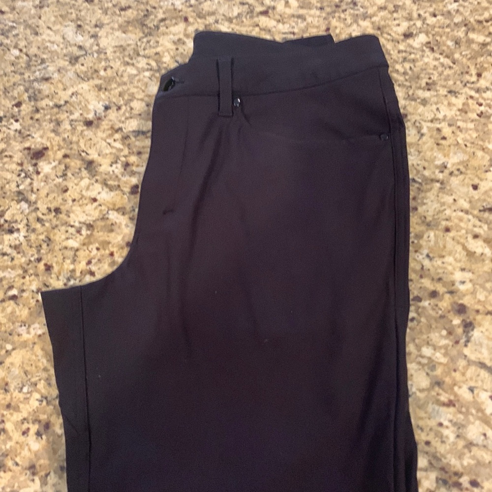 Lululemon pants 34x31 Black